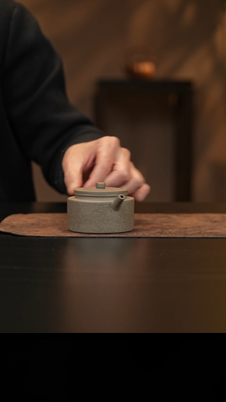 【闪购商品】紫砂茶壶允禾斋wzht 青段 平盖德钟 150c