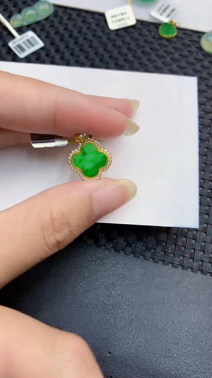 【闪购商品】翡翠颈饰银S925镶嵌            8