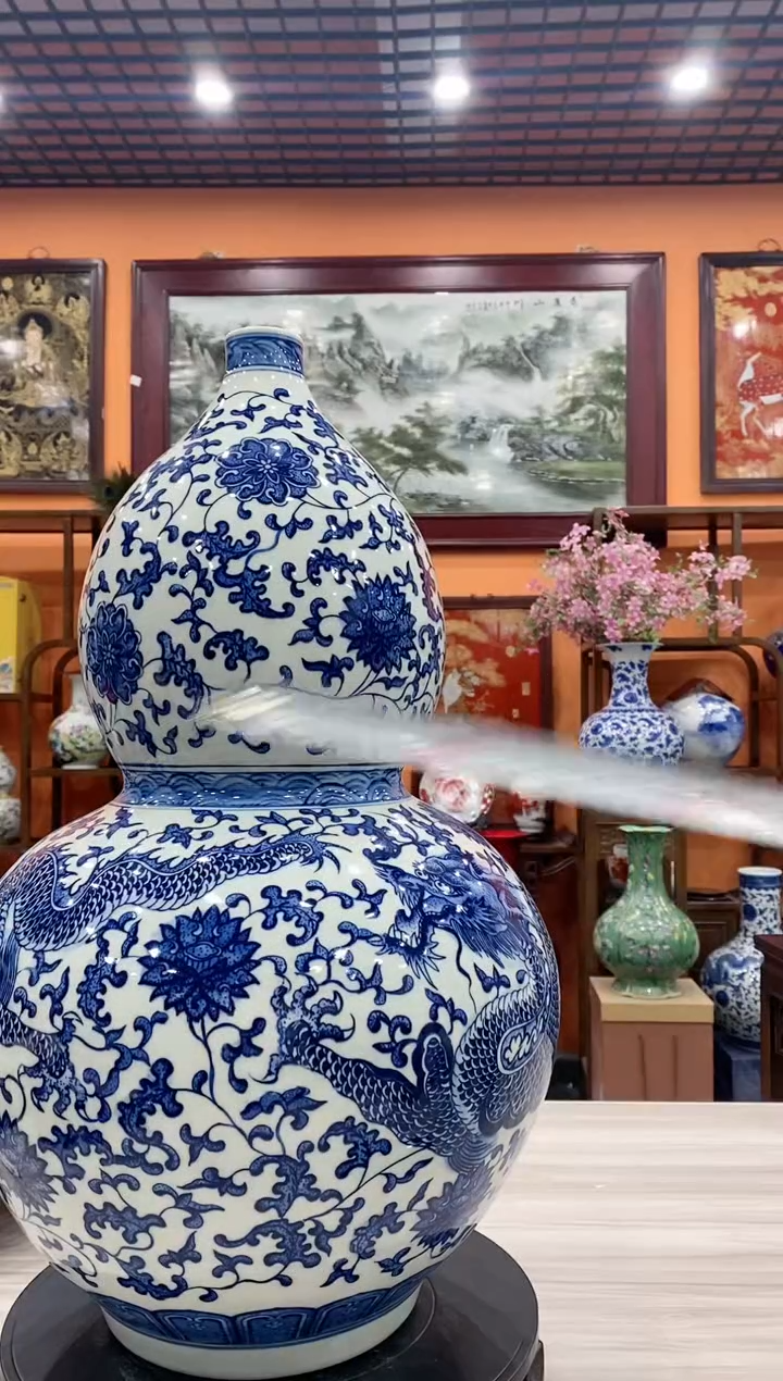 【闪购商品】瓶景德镇青花龙纹葫芦+旋转底座高58CM