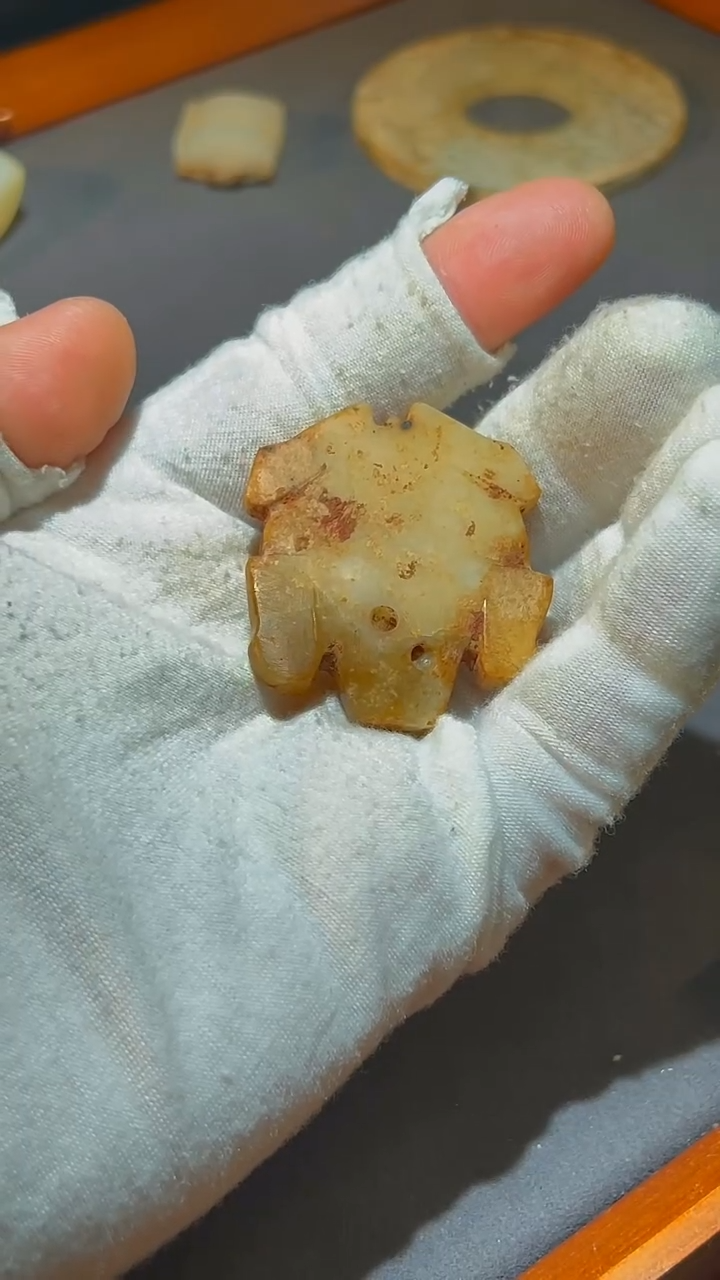 【闪购商品】和田玉颈饰未镶嵌11111111111111