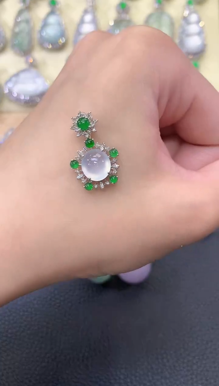翡翠18K金镶嵌吊坠(不含链)夏日珠宝B47