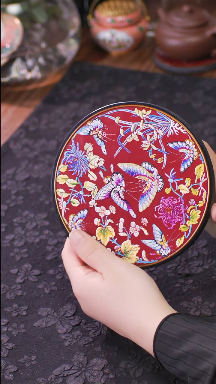 壹藏贰宝花花蝴蝶图案大垫子一片