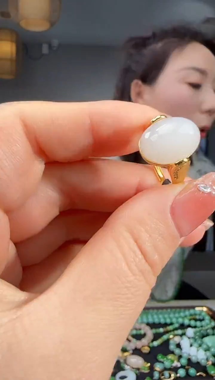 银S925镶嵌戒指和田玉1