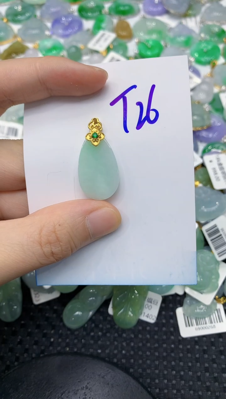 翡翠未镶嵌颈饰1111111111