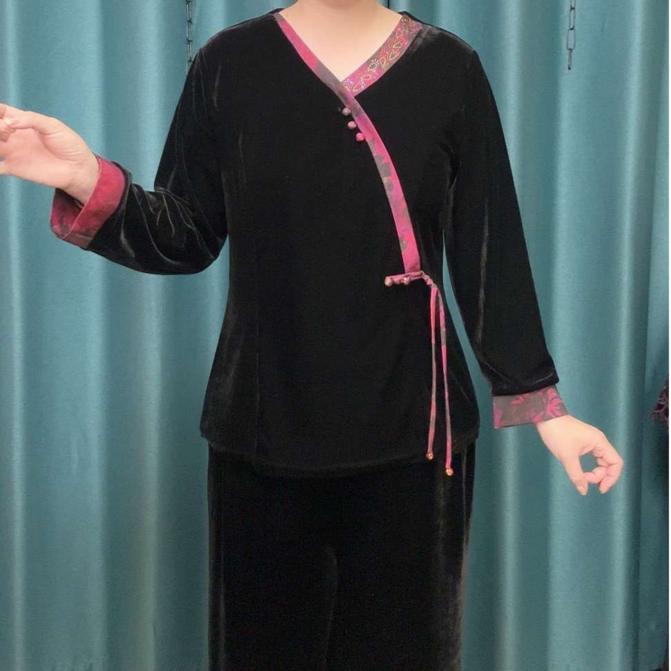 秋季新款V领修身显瘦国风盘扣时尚长袖丝绒套小衫