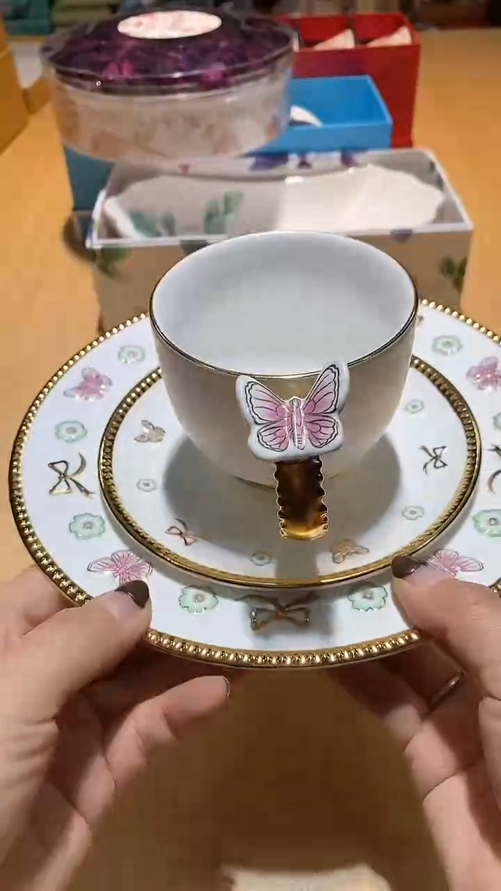 【闪购商品】瓷片锅碗瓢盆一件不剩