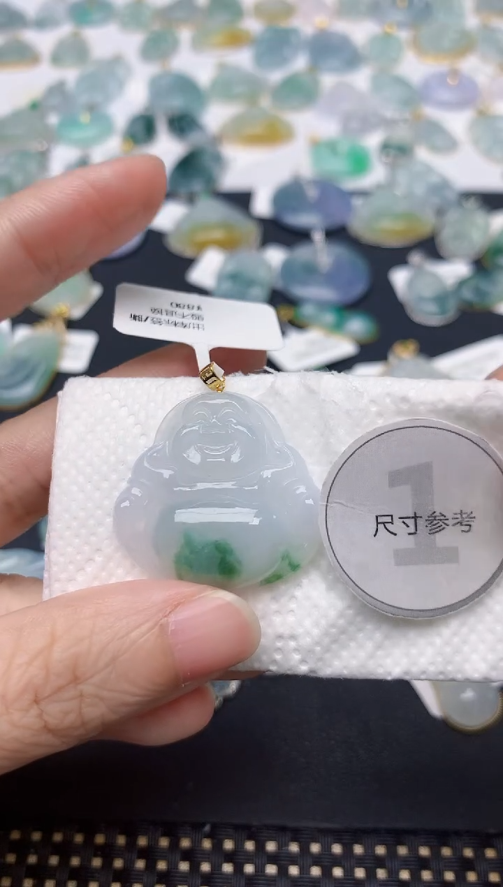 颈饰18K金镶嵌翡翠天然缅甸A货翡翠