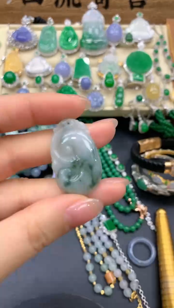 【闪购商品】翡翠颈饰未镶嵌1-中国好珍宝