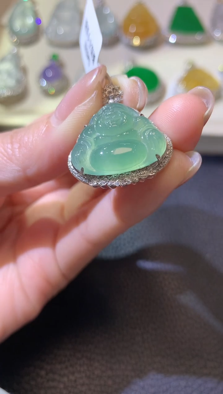 【闪购商品】翡翠吊坠(不含链)18K金镶嵌B9