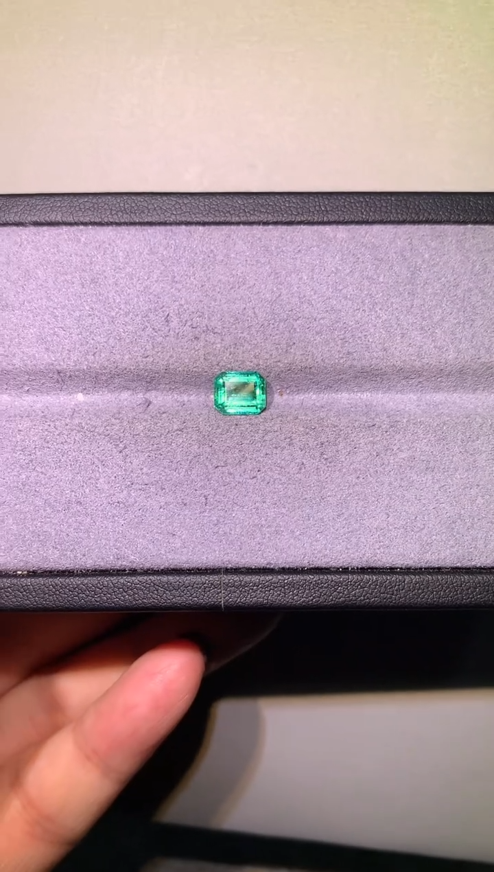 【闪购商品】祖母绿裸石未镶嵌1.46ctIN微油吉尔德A253