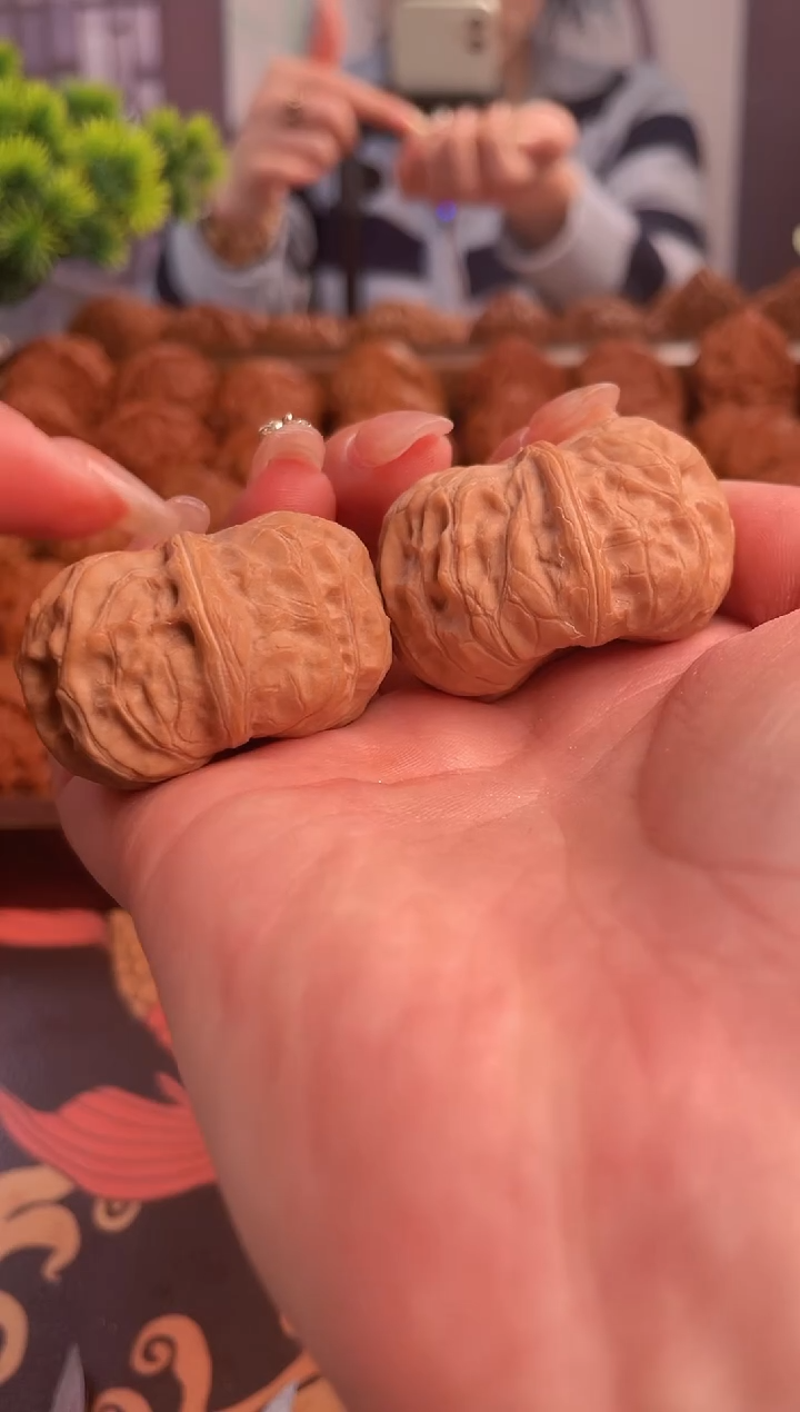 【闪购商品】文玩核桃把件S71号39尺门头沟