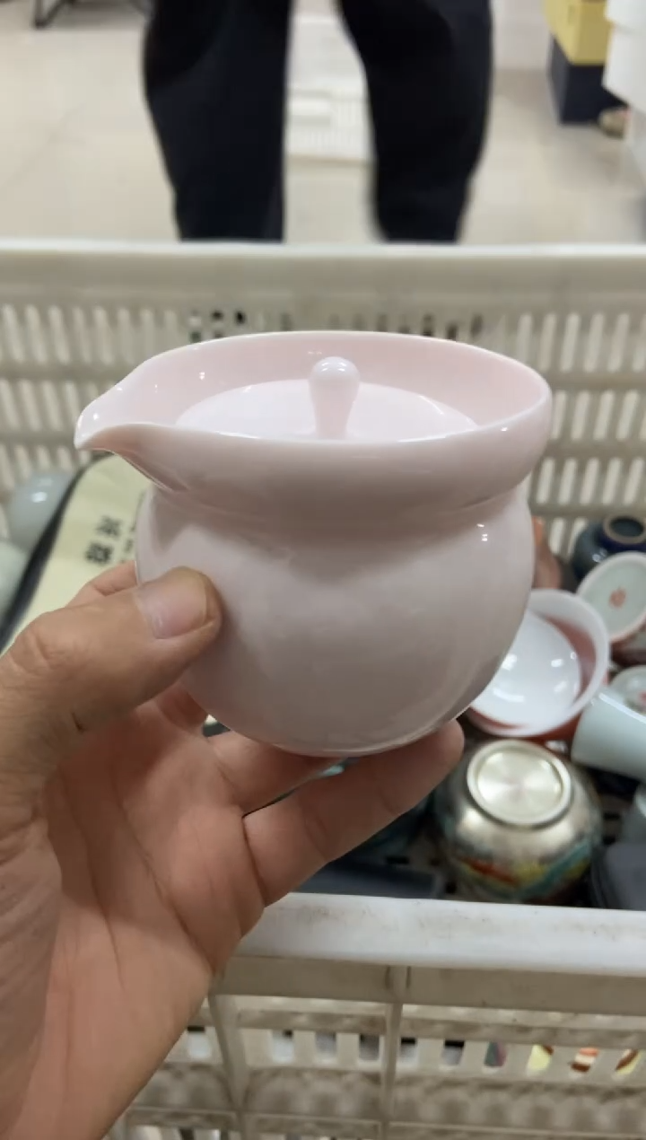 杯无运费险有瑕疵的摄影的产品有使用过的痕迹有点脏介意勿拍