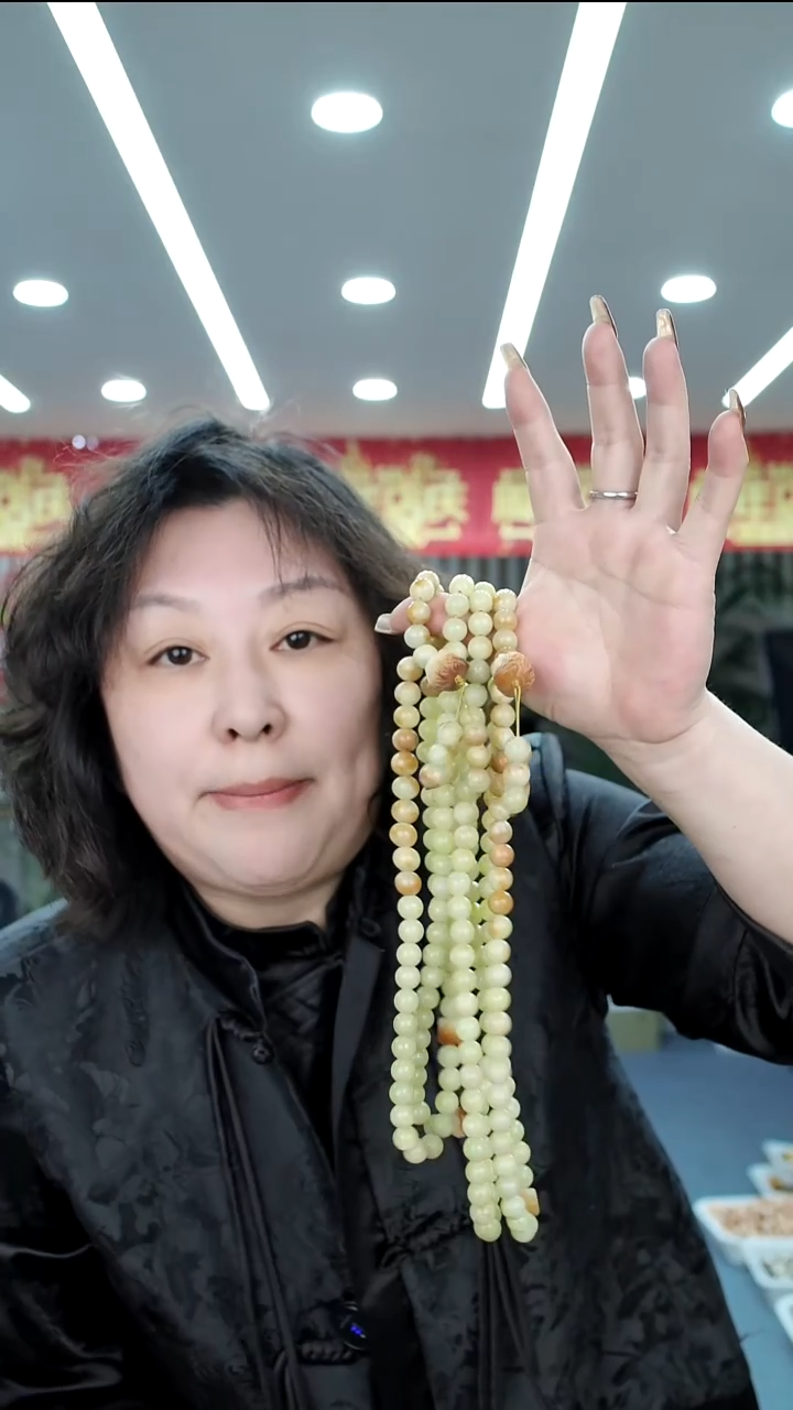 未镶嵌蛇纹石玉项链多样式发货随机发一