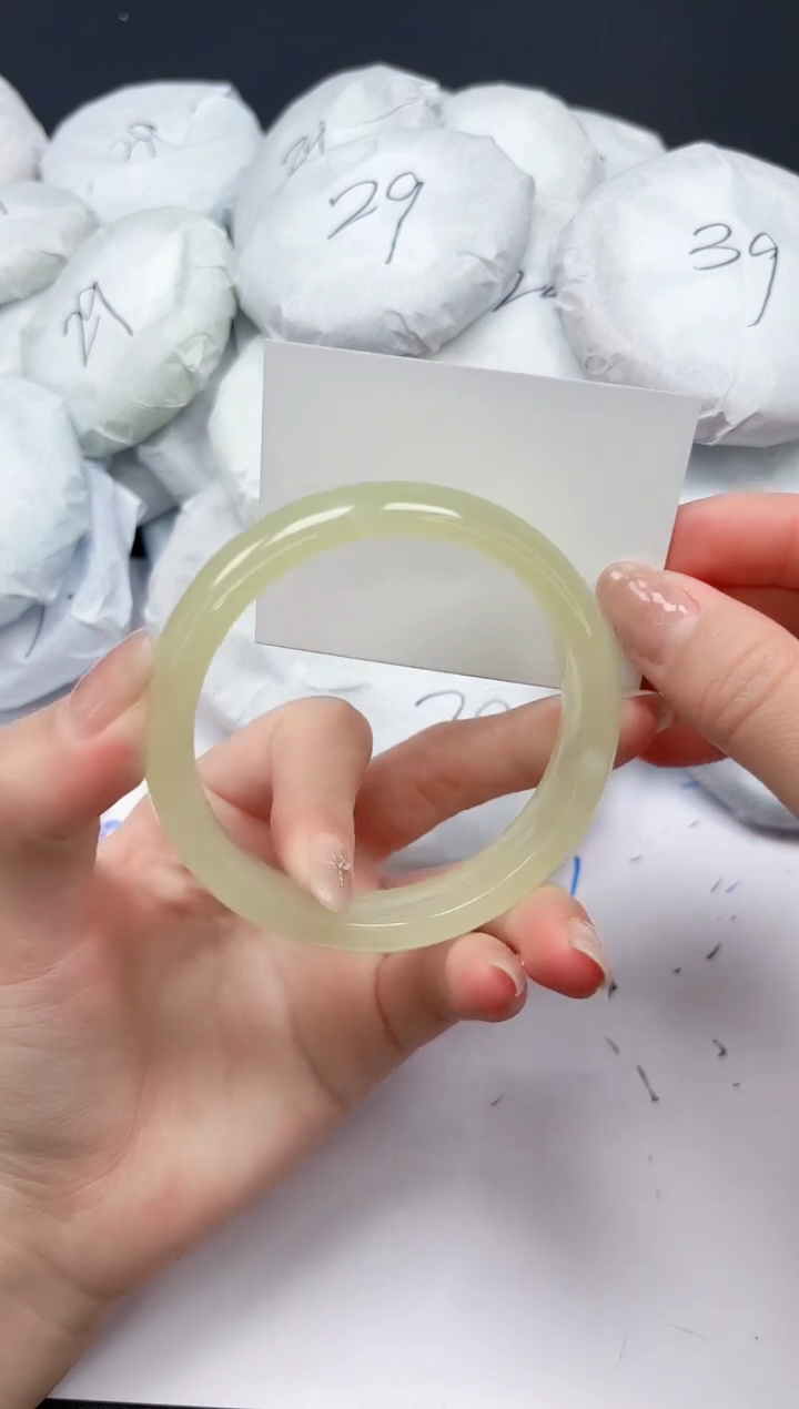 未镶嵌手镯石英质玉A162/5657