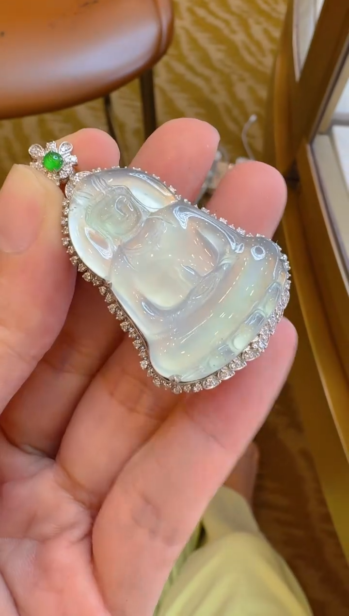 翡翠18K金镶嵌吊坠(不含链)多样性团购发一件