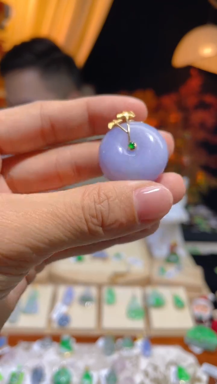 【闪购商品】翡翠颈饰18K金镶嵌假一赔三