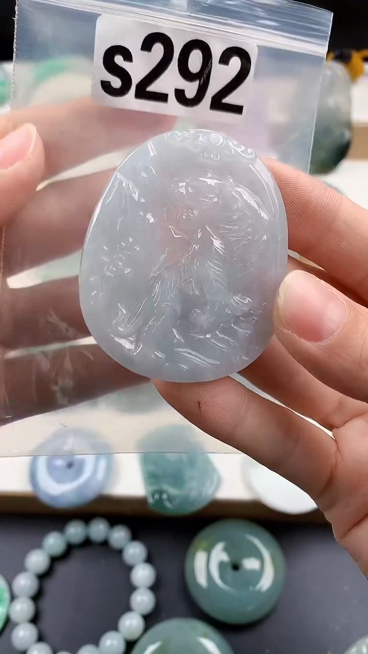 颈饰未镶嵌翡翠天然翡翠吊坠挂件