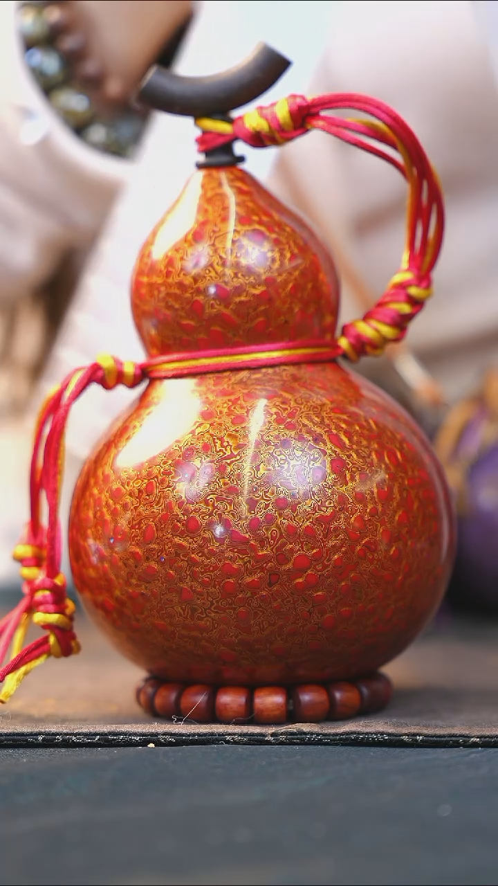 【闪购商品】WY359漆艺酒葫芦不包手串及旋转底座