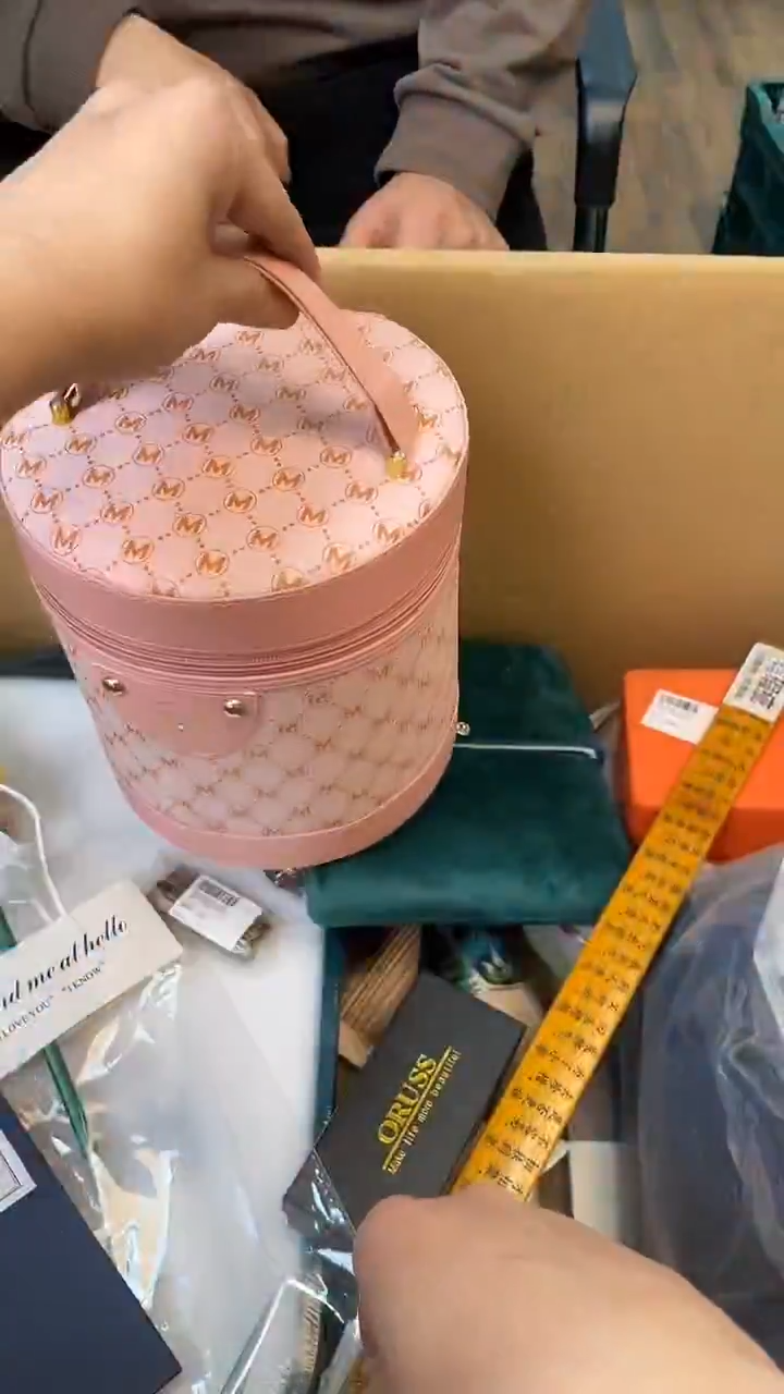 PU冰**雪如图所示 老崔精选