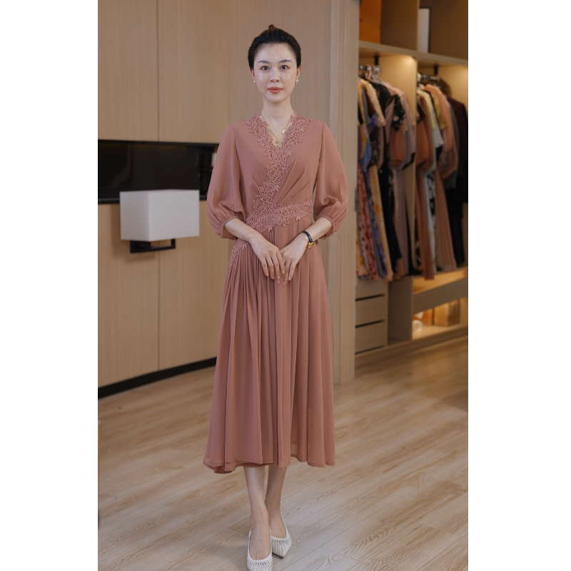 夏季新款气质显瘦中长款时尚连衣裙高贵优雅