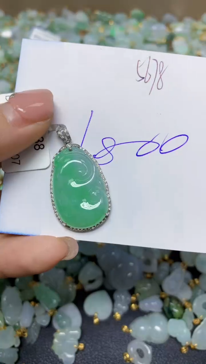 【闪购商品】翡翠挂件18K金镶嵌 天然翡翠A货