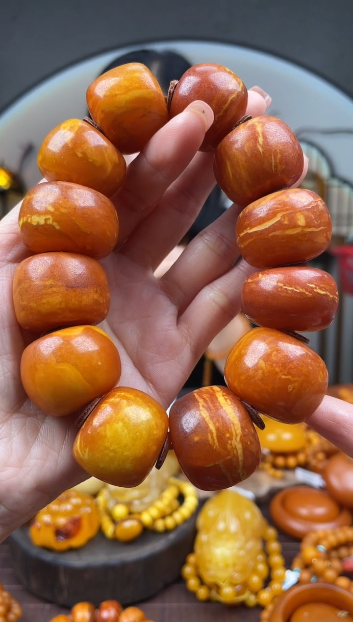 【闪购商品】琥珀裸石未镶嵌首饰 假1赔4 （多样性发货1件