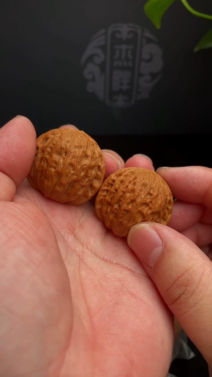 【闪购商品】文玩核桃把件37尺铁锤，团