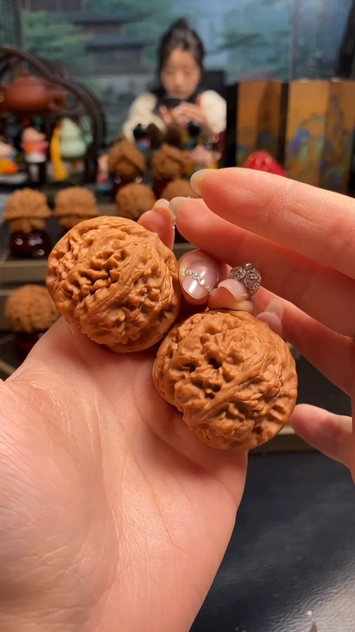 【闪购商品】文玩核桃把件F481龙墩42