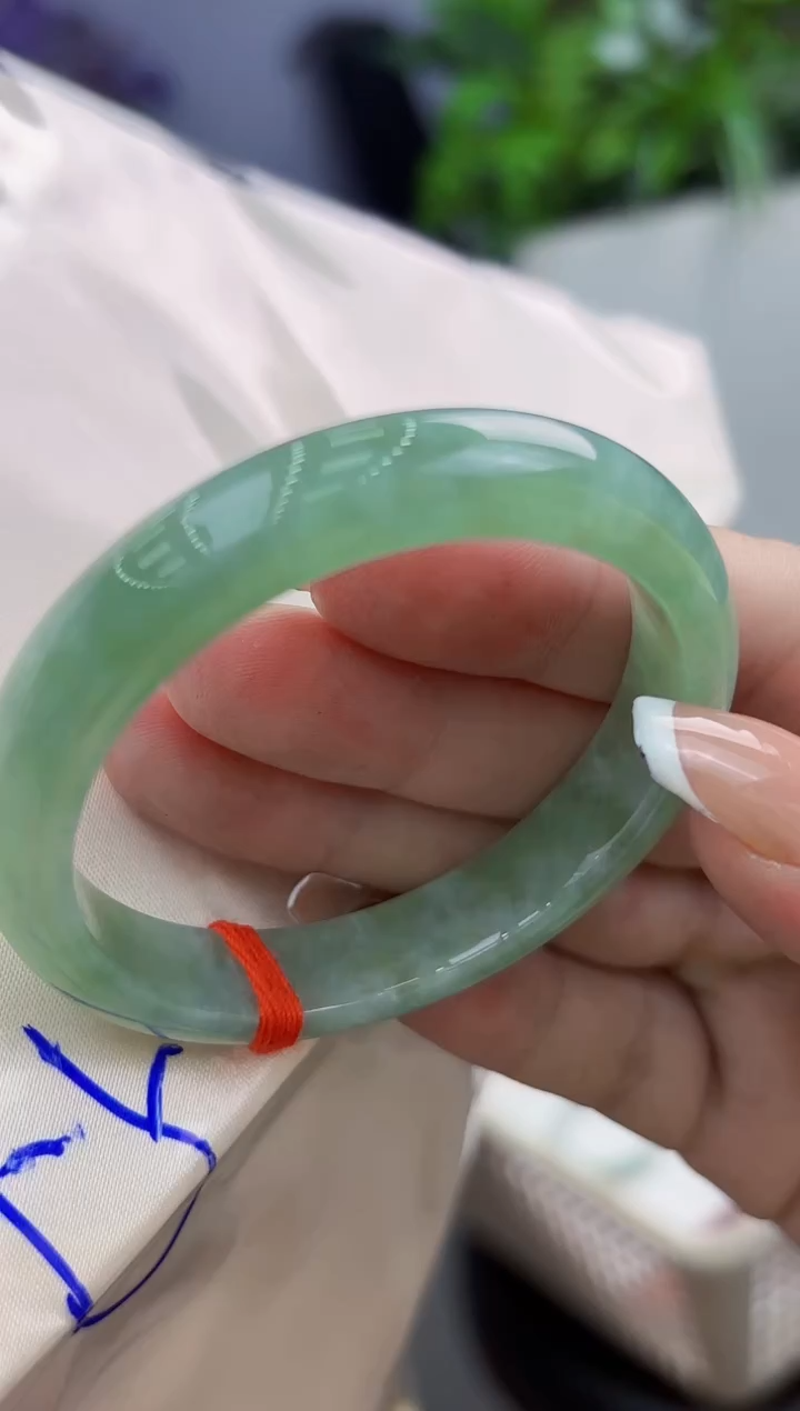 【闪购商品】翡翠手镯未镶嵌翡翠手镯