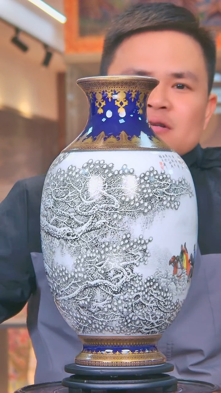 【闪购商品】摆件三顾茅庐风雪访贤瓷瓶/景德镇陶瓷摆件