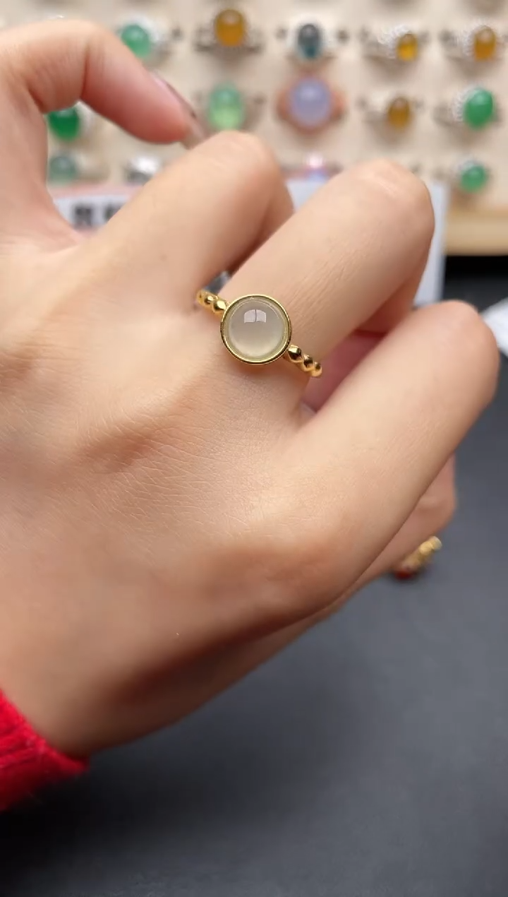 【闪购商品】翡翠戒指银S925镶嵌一物一证一礼盒