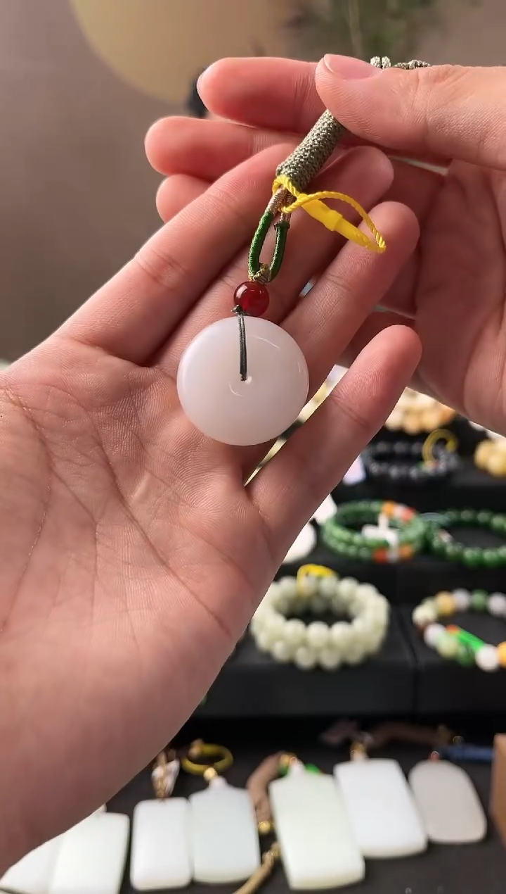 【闪购商品】和田玉平安扣未镶嵌且末天泰白玉平安扣微色差