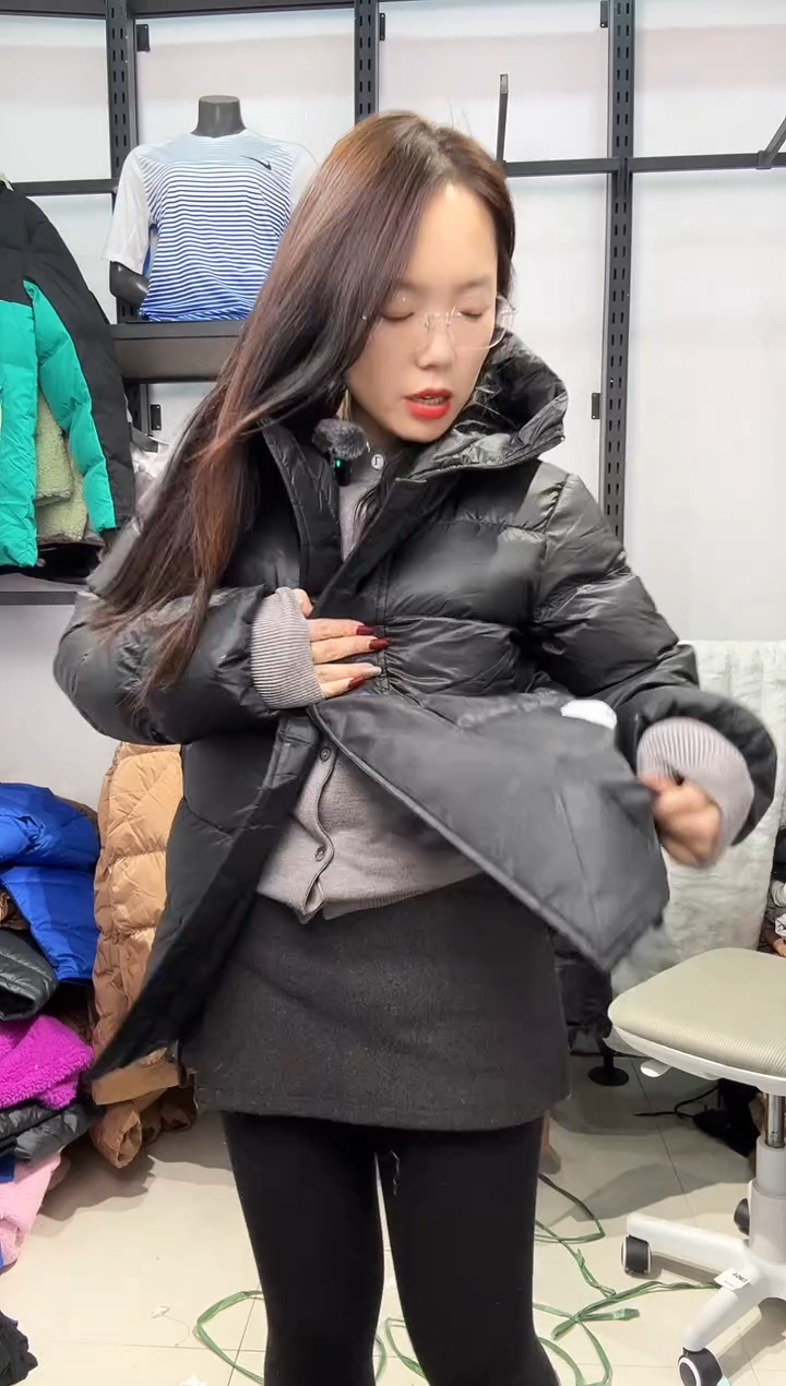 2053闪购编码 Nike/Joedan运动卫衣裤以直播间过款为准 尺码·M