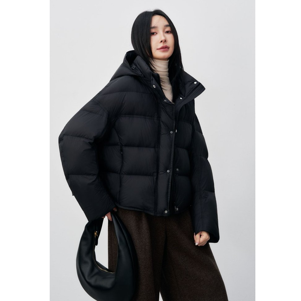 90白鸭绒25款秋冬季女款泡芙系列休闲百搭小个子羽绒服时尚短款