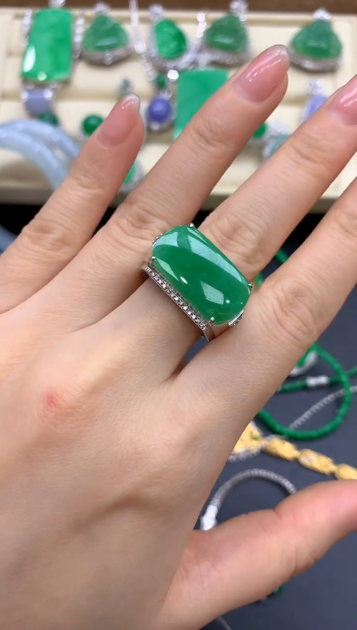 【闪购商品】翡翠戒指18K金镶嵌562-中国好珍宝