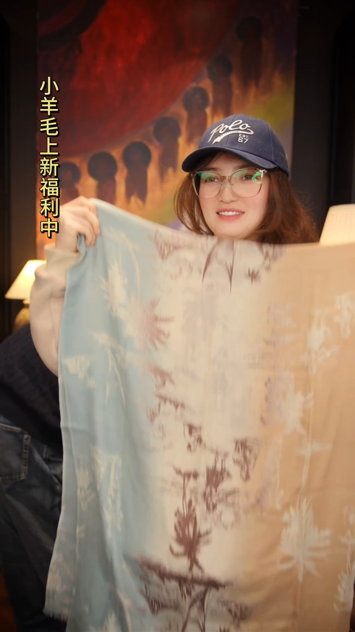 绵羊毛福利款长围巾时尚