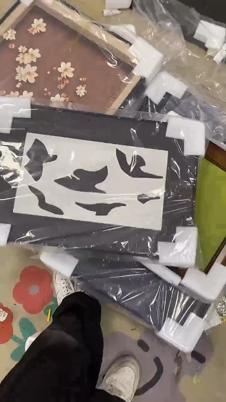 仓库清货，默认瑕疵，完美主义者慎拍。