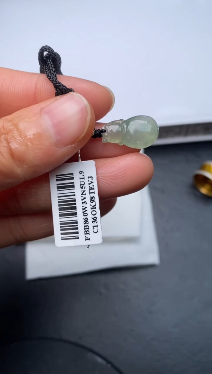 【闪购商品】定制翡翠未镶嵌翡翠毛货~