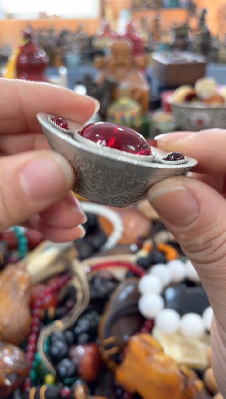 【闪购商品】摆件宫廷影视老旧工艺摆件