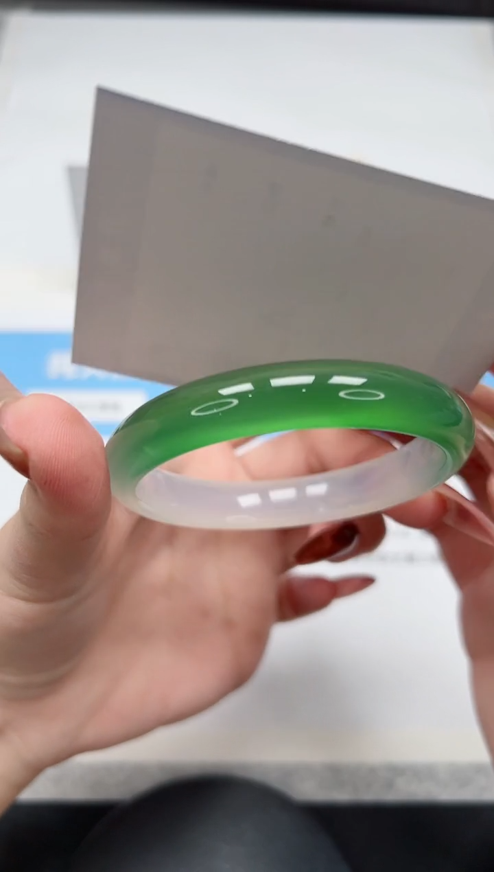 【闪购商品】石英质玉手镯未镶嵌222/半山水57.1