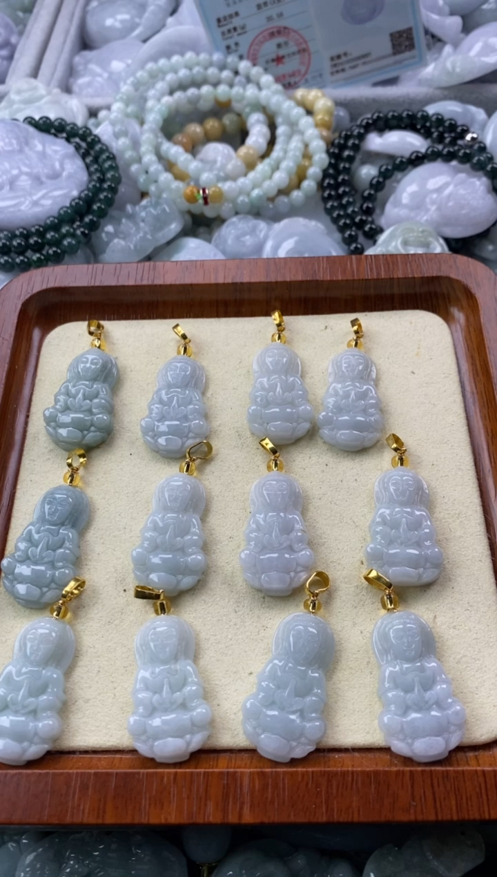 翡翠未镶嵌颈饰缅甸A货翡翠BG