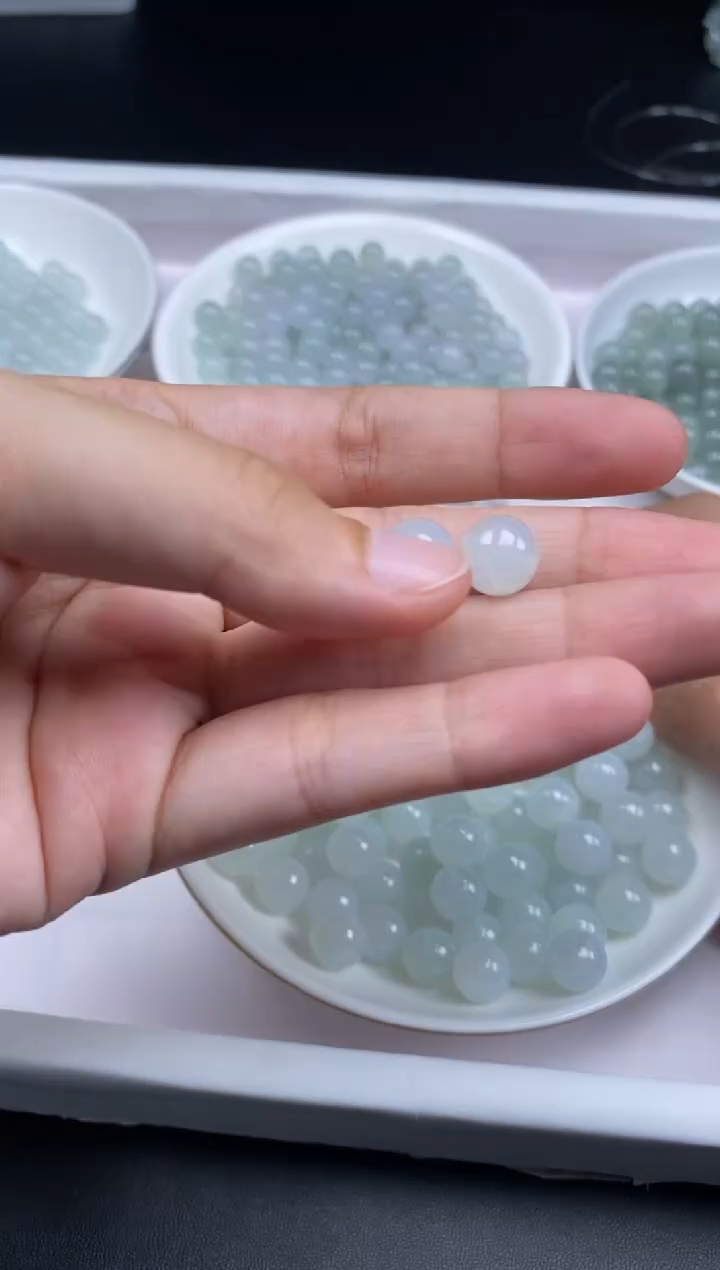 颈饰未镶嵌翡翠多*美贞城散珠批发DIY编制