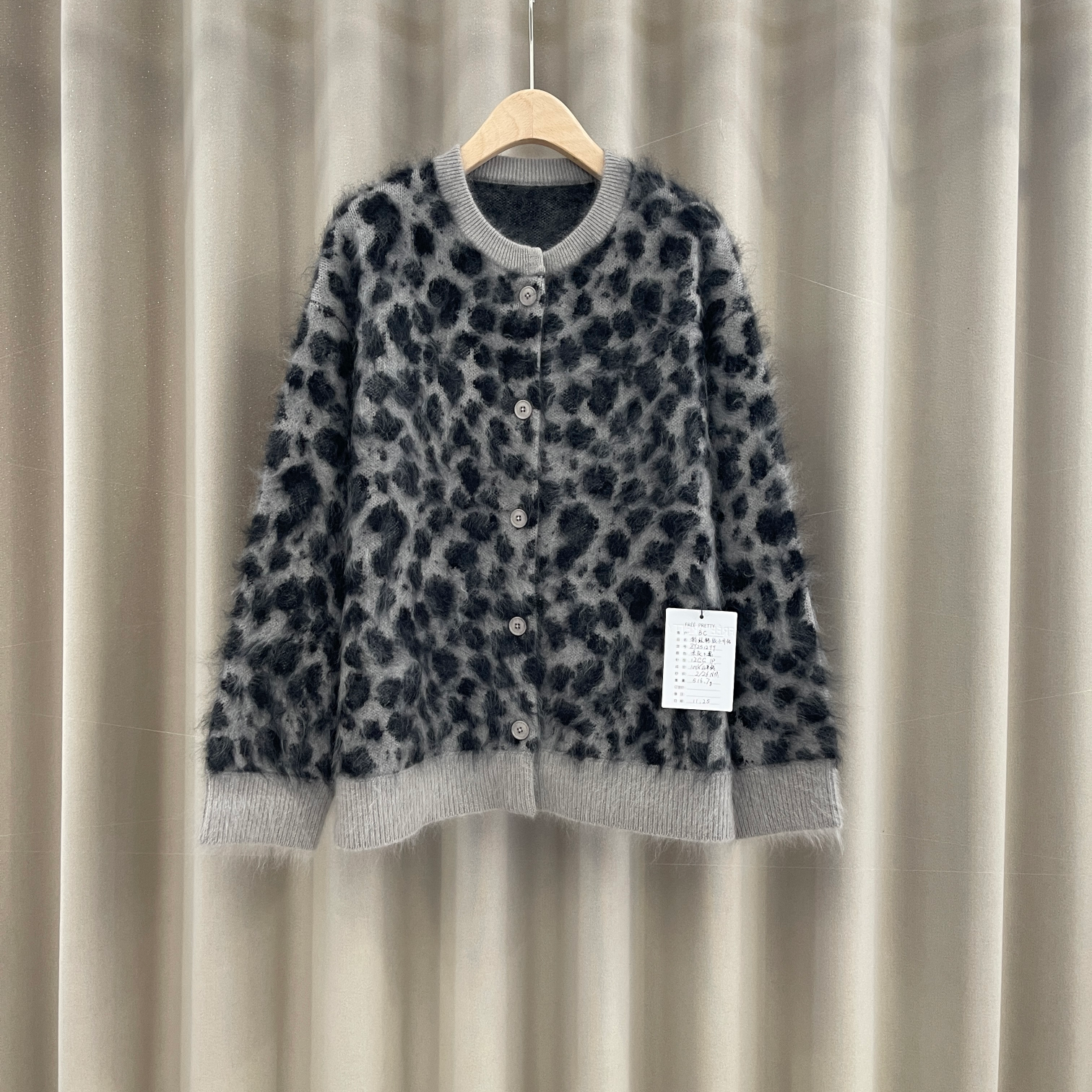 【嬉皮豹豹】100%山羊绒拉绒秋冬气质女士加厚豹纹开衫ZY251299 