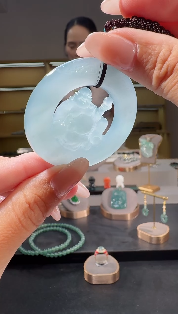 翡翠未镶嵌吊坠(不含链)佛公纯天然A货翡翠（多样性发其一）