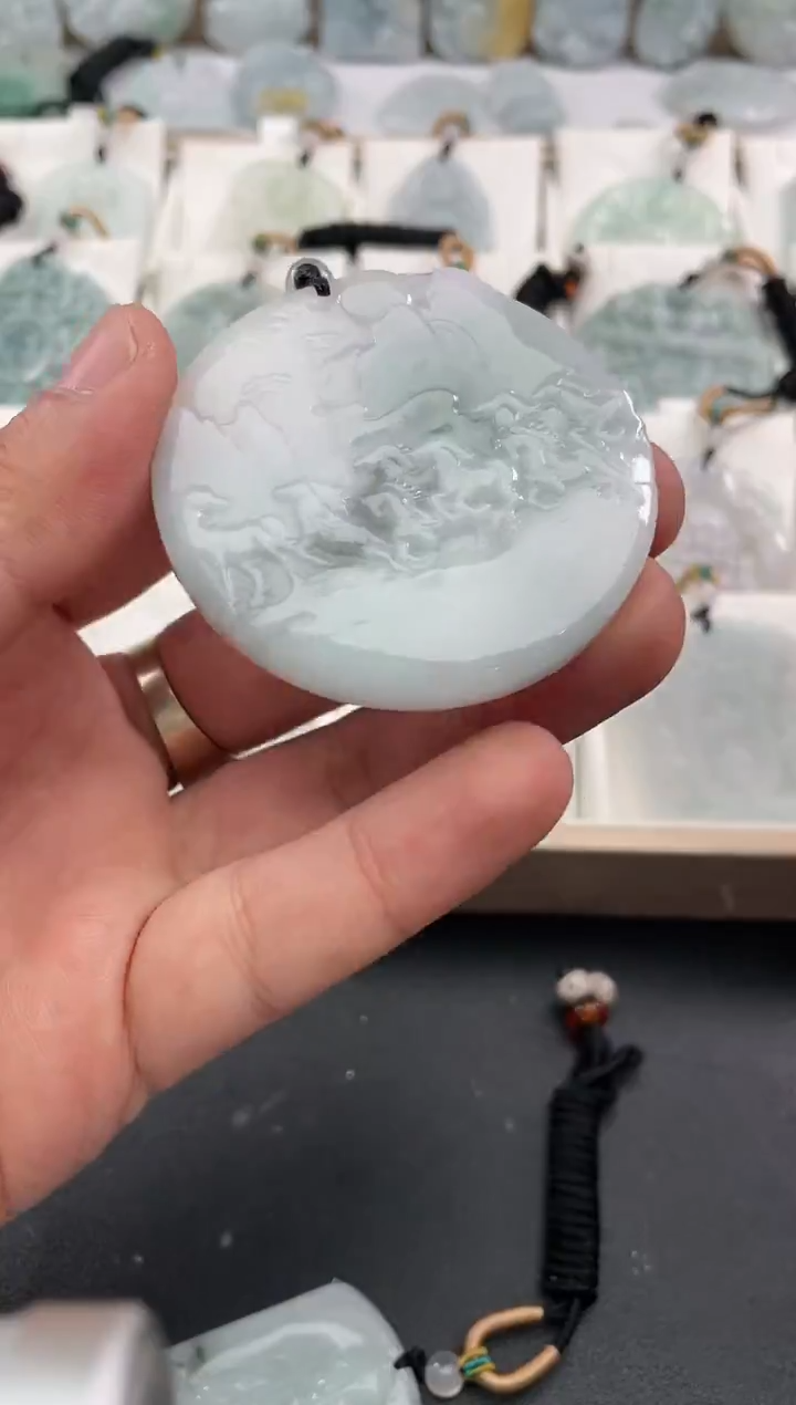 颈饰未镶嵌翡翠26/01/02/262