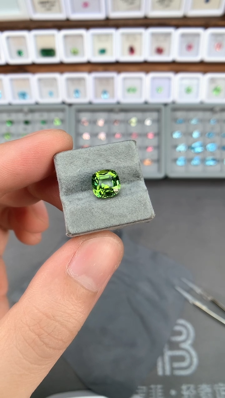【闪购商品】定制碧玺裸石未镶嵌2.64ct