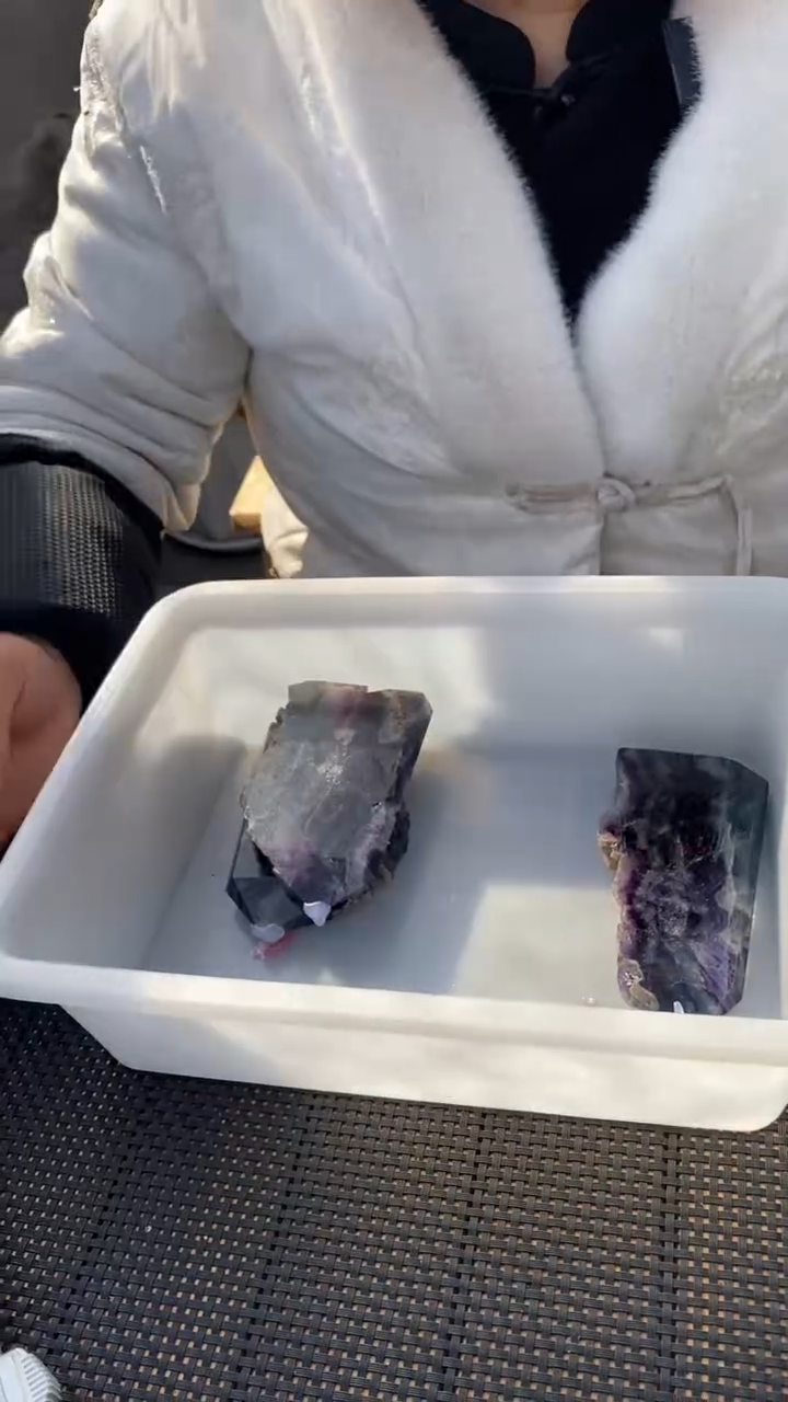 【闪购商品】萤石柱子未镶嵌萤石柱子D275多样性发其一