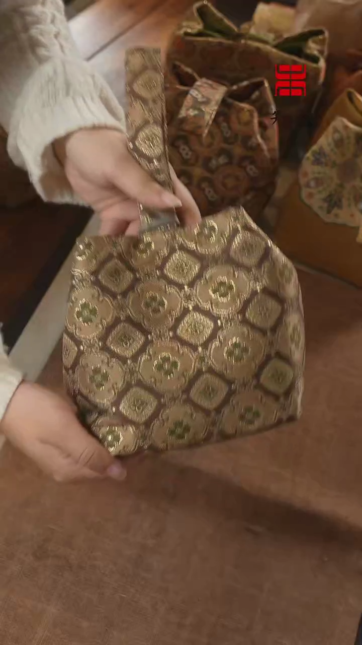 【闪购商品】壶袋············