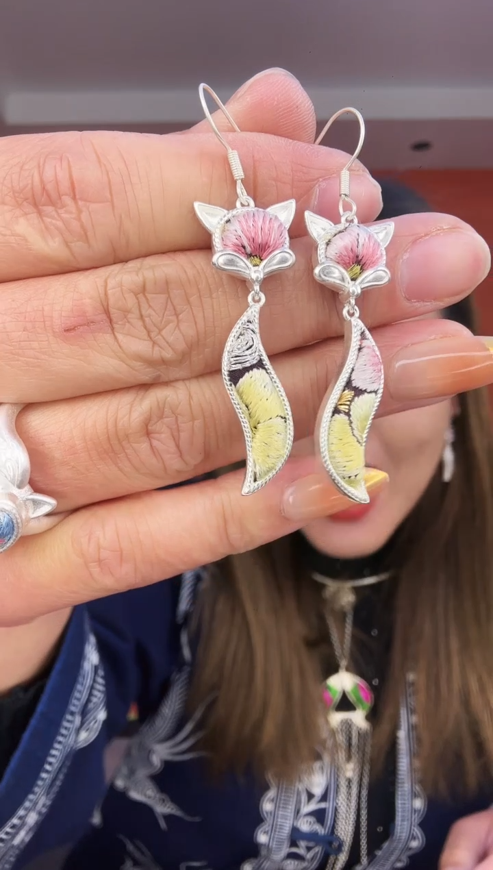 【闪购商品】织绣非遗手工刺绣狐狸耳环
