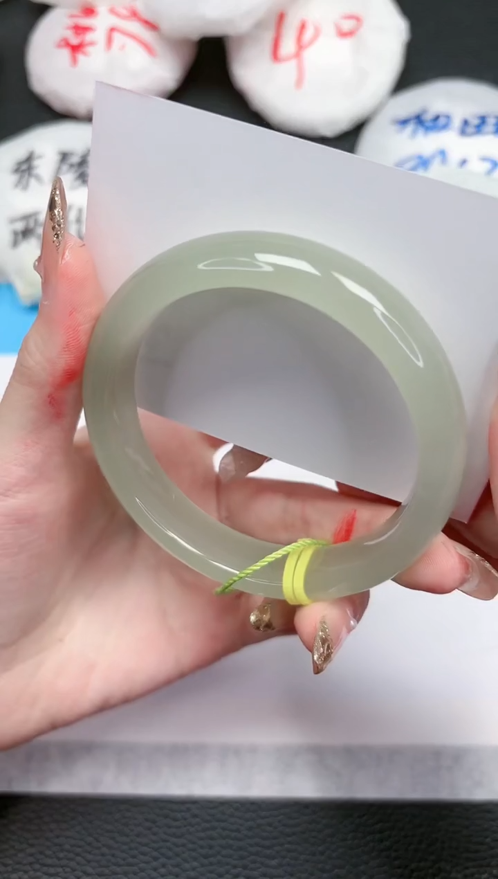 【闪购商品】石英质玉手镯未镶嵌467-61